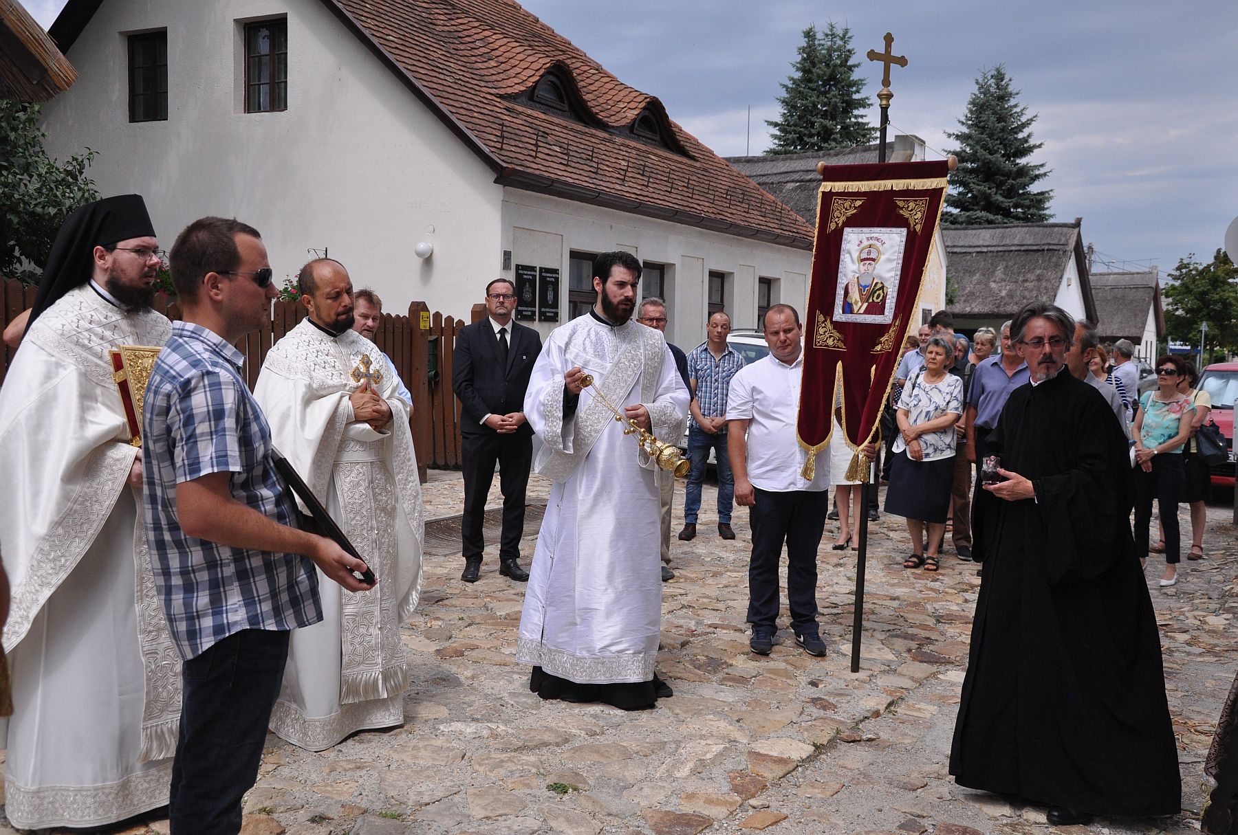 Szent Iván-napi búcsút és nemzetiségi napot ünnepeltek Székesfehérváron